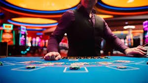 Antarmuka permainan Boom City di djtogel menampilkan gulungan, tabel pembayaran, dan kontrol taruhan
